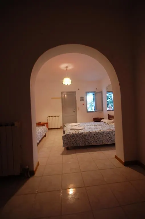 Villa Ostria 미코노스 섬 게스트하우스